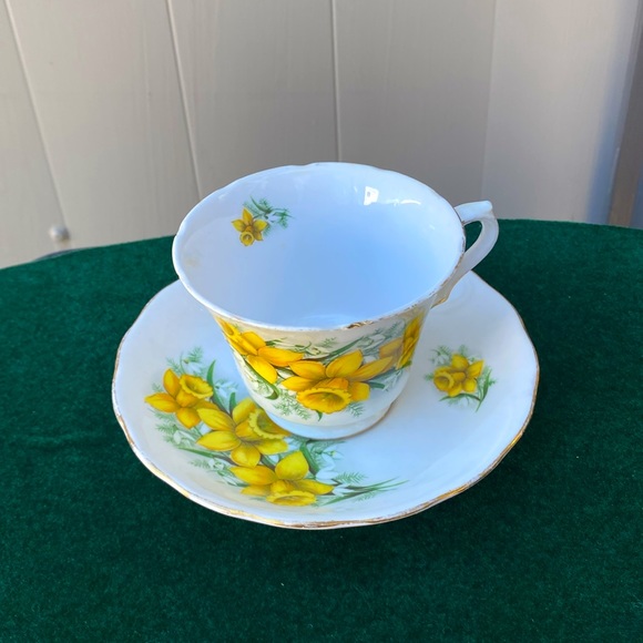 Royal Kent Daffodil Tea Cup and Saucer Bone China - Picture 3 of 10